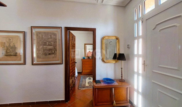 Odsprzedaż - Villa - La Marina - Costa Blanca