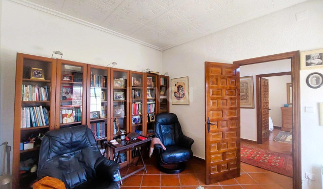 Odsprzedaż - Villa - La Marina - Costa Blanca