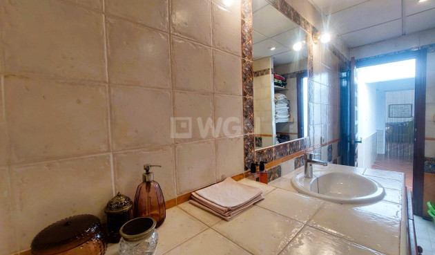 Odsprzedaż - Villa - La Marina - Costa Blanca