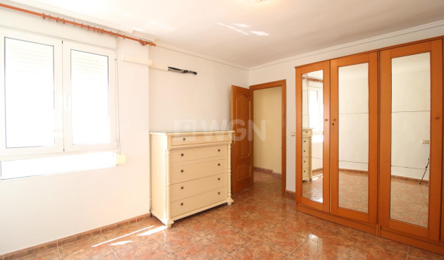 Resale - Apartment / flat - Torrevieja