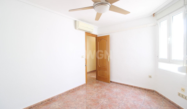 Resale - Apartment / flat - Torrevieja