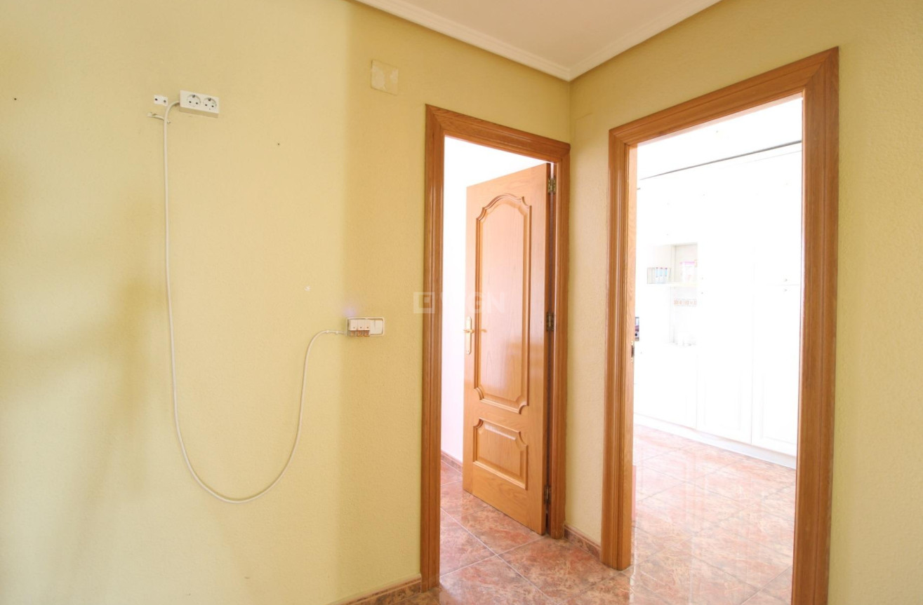 Resale - Apartment / flat - Torrevieja