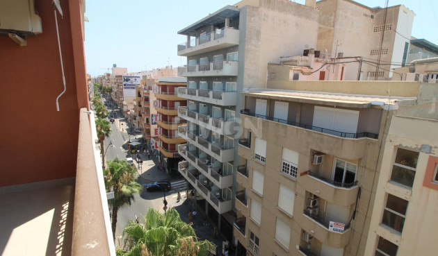 Resale - Apartment / flat - Torrevieja