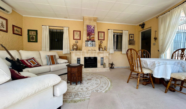 Wiederverkauf - Villa - El Chaparral - Inland