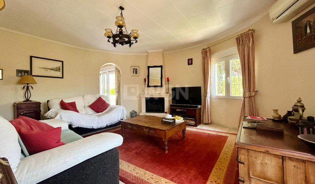 Wiederverkauf - Villa - El Chaparral - Inland