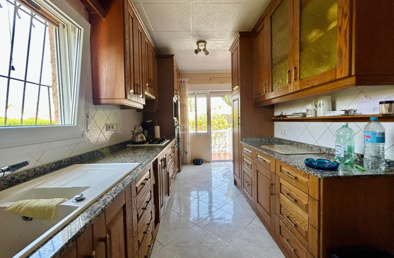 Wiederverkauf - Villa - El Chaparral - Inland