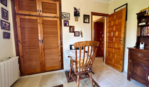 Wiederverkauf - Villa - El Chaparral - Inland