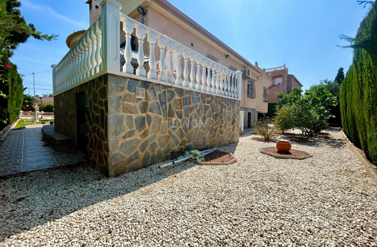 Wiederverkauf - Villa - El Chaparral - Inland