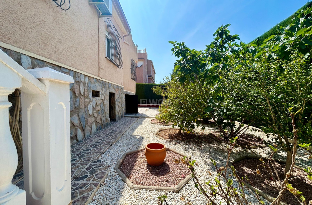 Wiederverkauf - Villa - El Chaparral - Inland