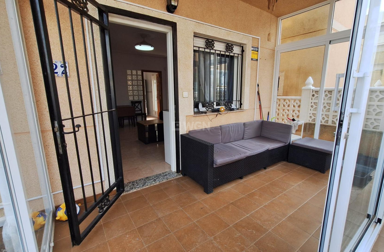 Wiederverkauf - Villa - Orihuela Costa - Villamartín-las Filipinas