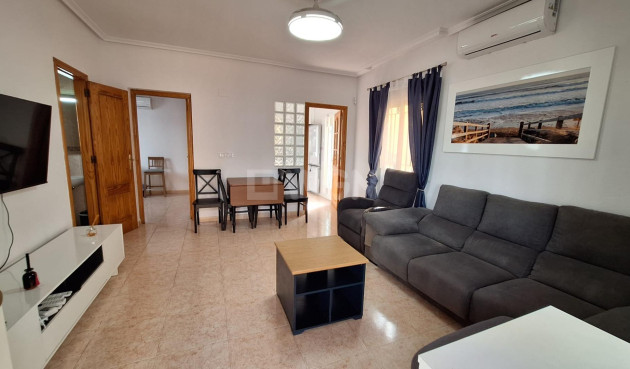 Wiederverkauf - Villa - Orihuela Costa - Villamartín-las Filipinas