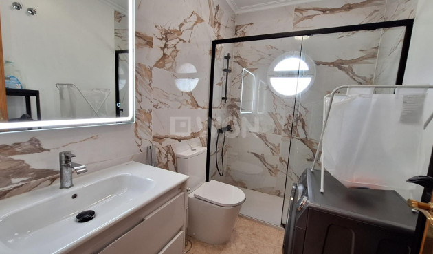 Wiederverkauf - Villa - Orihuela Costa - Villamartín-las Filipinas