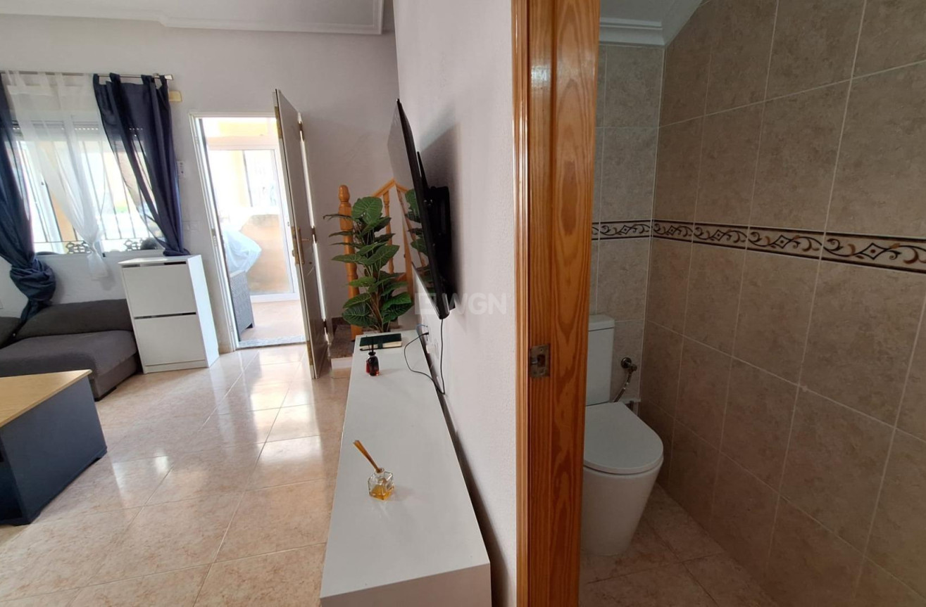 Wiederverkauf - Villa - Orihuela Costa - Villamartín-las Filipinas