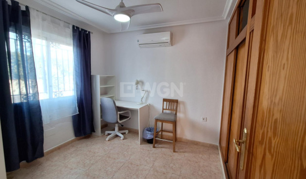 Wiederverkauf - Villa - Orihuela Costa - Villamartín-las Filipinas