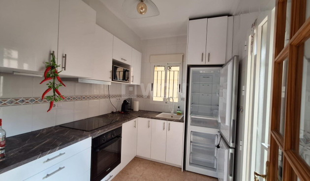 Wiederverkauf - Villa - Orihuela Costa - Villamartín-las Filipinas