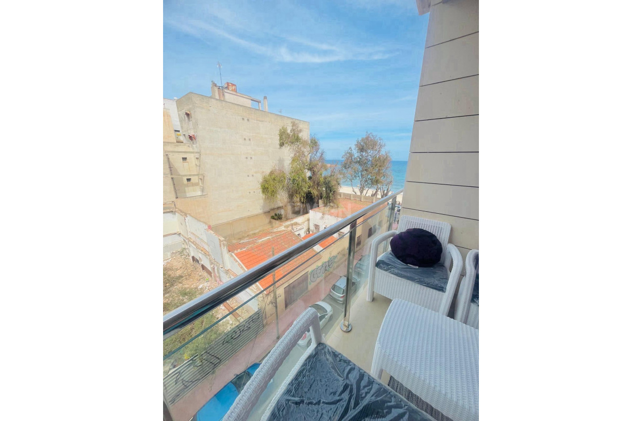 Wiederverkauf - Villa - Orihuela Costa - Villamartín-las Filipinas