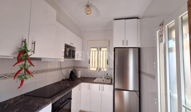 Wiederverkauf - Villa - Orihuela Costa - Villamartín-las Filipinas