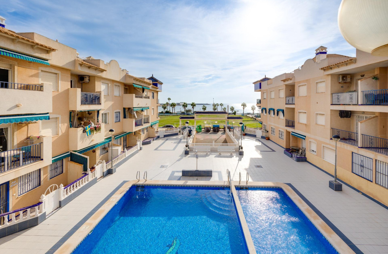 Reventa - Apartamento / piso - Torrevieja - Playa De Los Naufragos