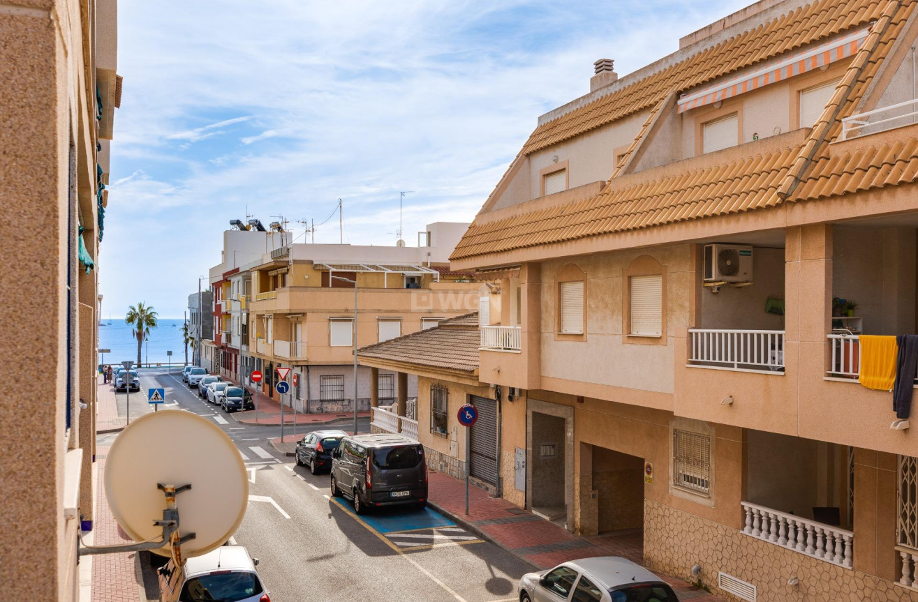 Reventa - Apartamento / piso - Torrevieja - Playa De Los Naufragos