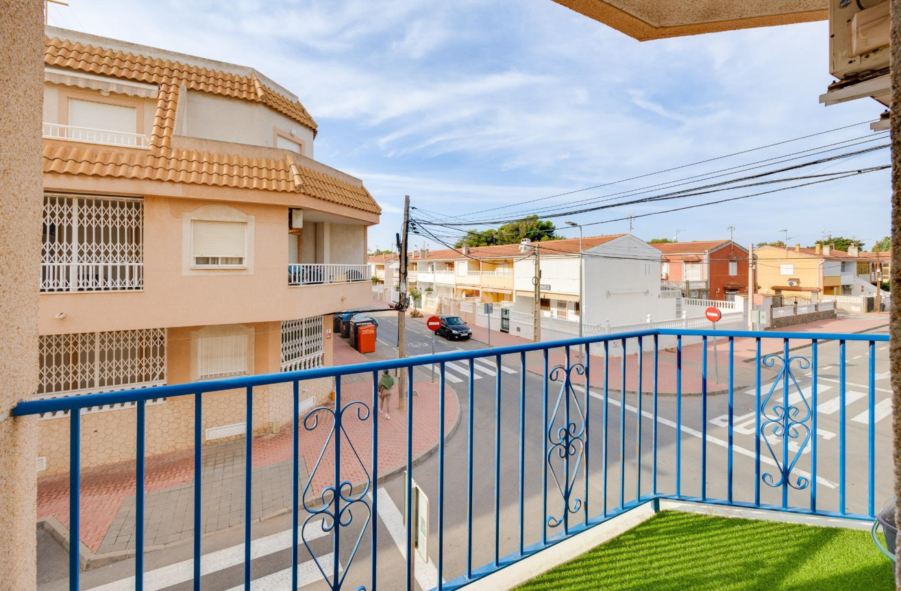 Reventa - Apartamento / piso - Torrevieja - Playa De Los Naufragos