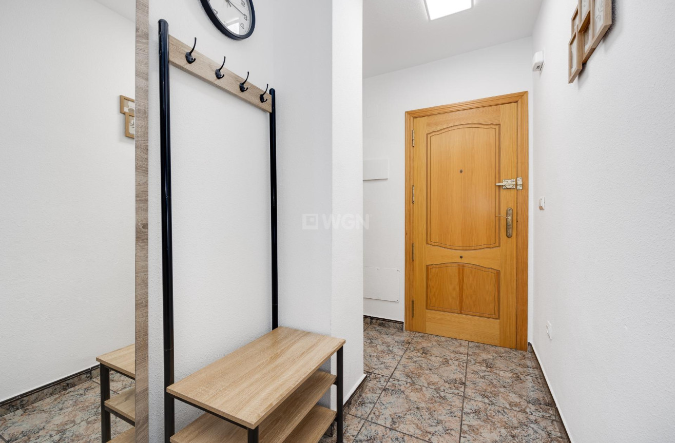 Reventa - Apartamento / piso - Torrevieja - Playa De Los Naufragos