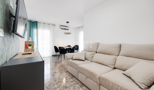 Reventa - Apartamento / piso - Torrevieja - Playa De Los Naufragos