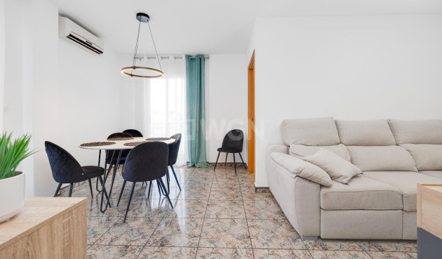 Reventa - Apartamento / piso - Torrevieja - Playa De Los Naufragos