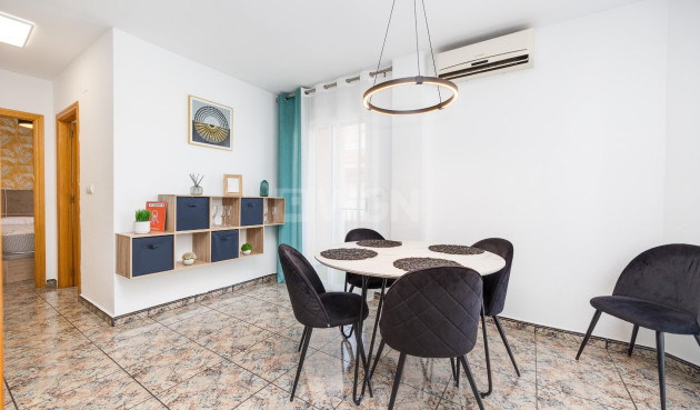 Reventa - Apartamento / piso - Torrevieja - Playa De Los Naufragos