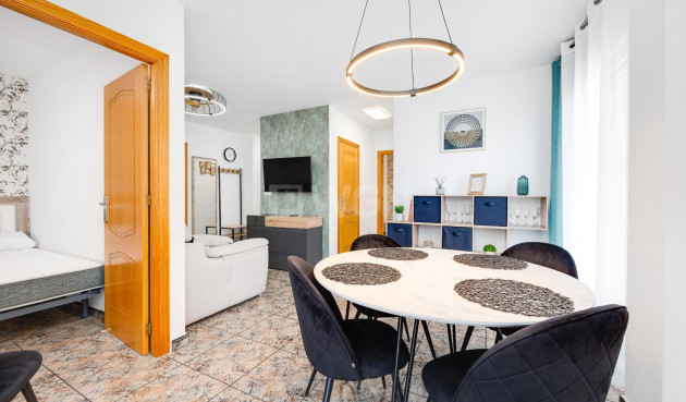 Reventa - Apartamento / piso - Torrevieja - Playa De Los Naufragos