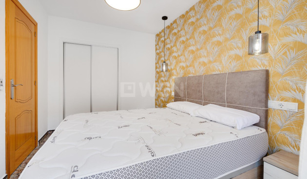 Reventa - Apartamento / piso - Torrevieja - Playa De Los Naufragos