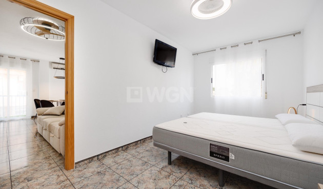 Reventa - Apartamento / piso - Torrevieja - Playa De Los Naufragos