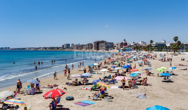 Reventa - Apartamento / piso - Torrevieja - Playa De Los Naufragos
