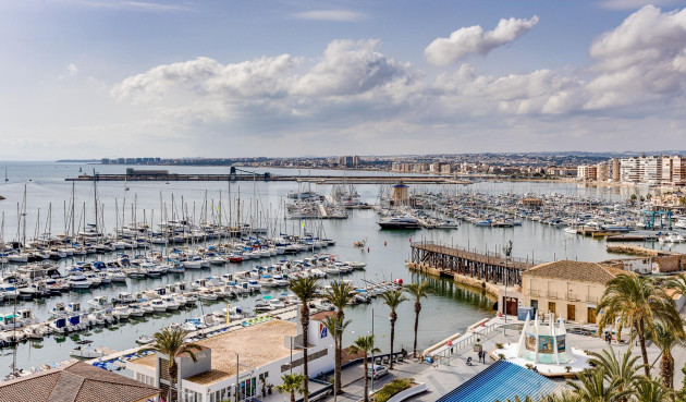 Reventa - Apartamento / piso - Torrevieja - Playa De Los Naufragos