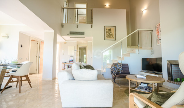 Reventa - Villa - San Miguel de Salinas - Inland