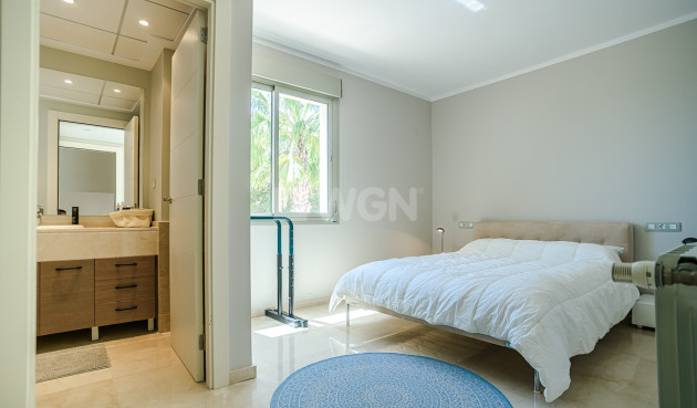 Reventa - Villa - San Miguel de Salinas - Inland