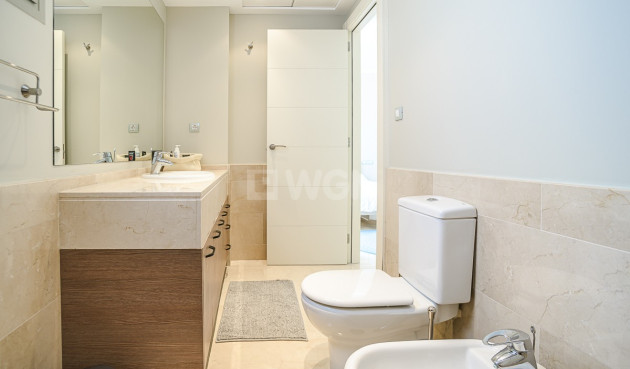 Reventa - Villa - San Miguel de Salinas - Inland