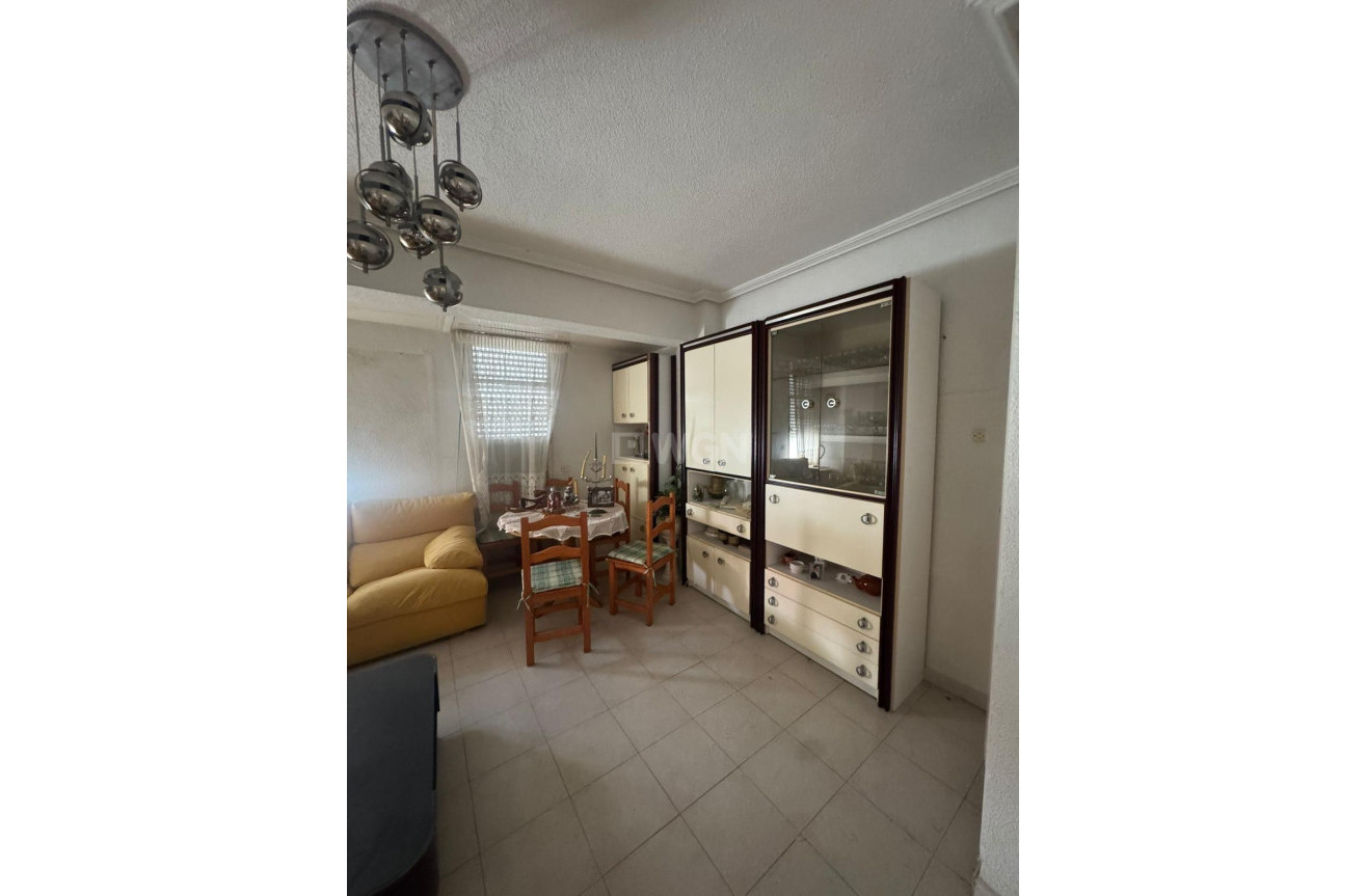 Odsprzedaż - Mieszkanie w bloku - Guardamar del Segura - Guardamar