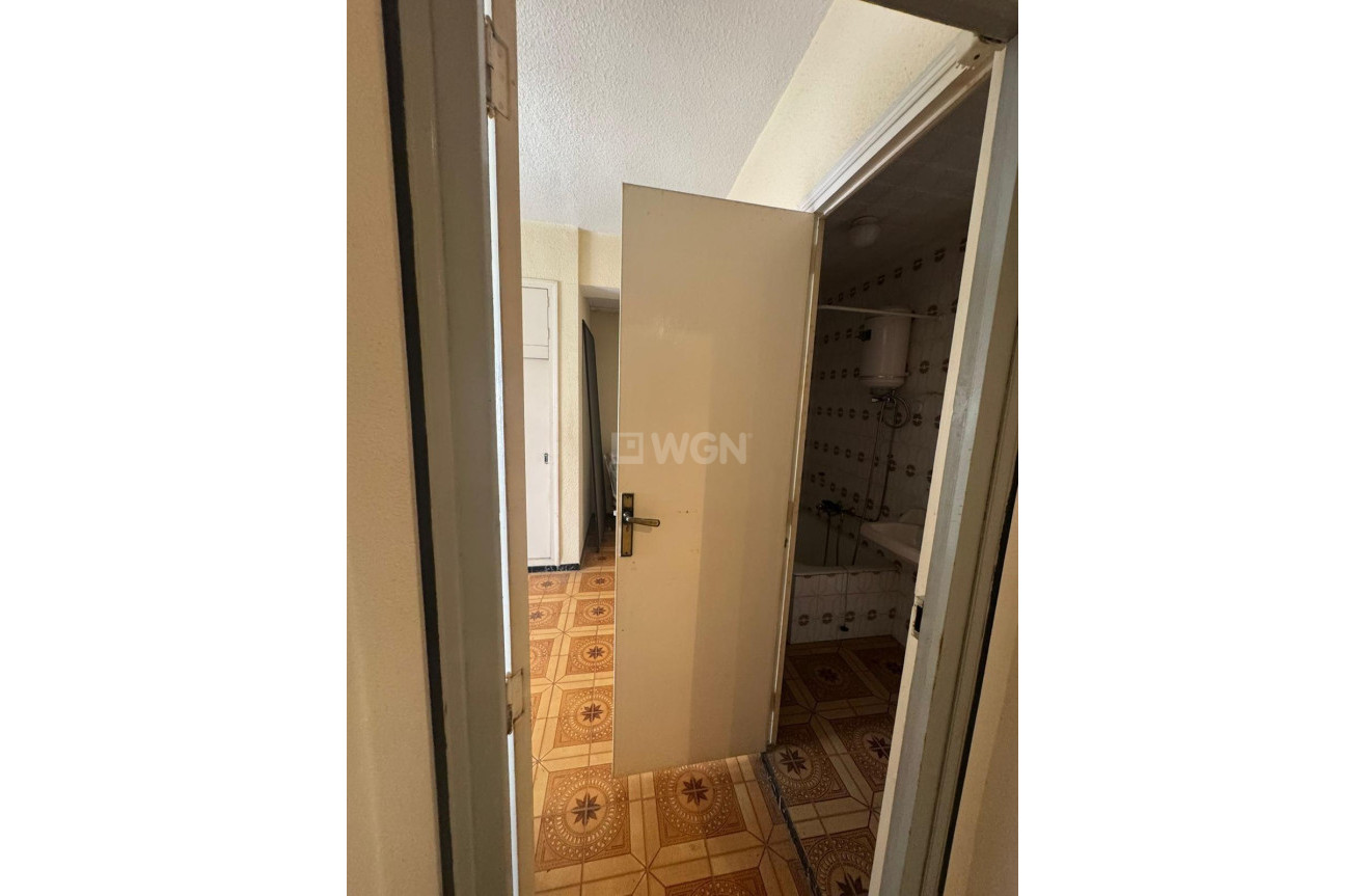 Odsprzedaż - Mieszkanie w bloku - Guardamar del Segura - Guardamar