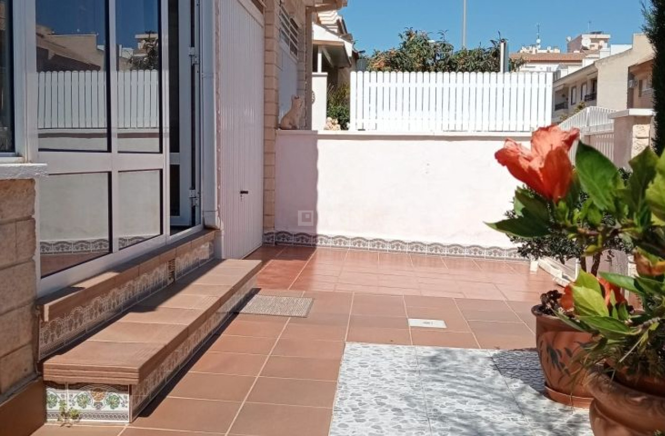 Resale - Villa - Pilar de la Horadada - Costa Blanca