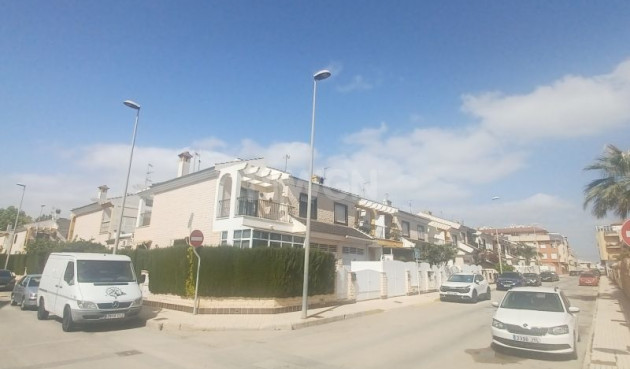 Resale - Villa - Pilar de la Horadada - Costa Blanca