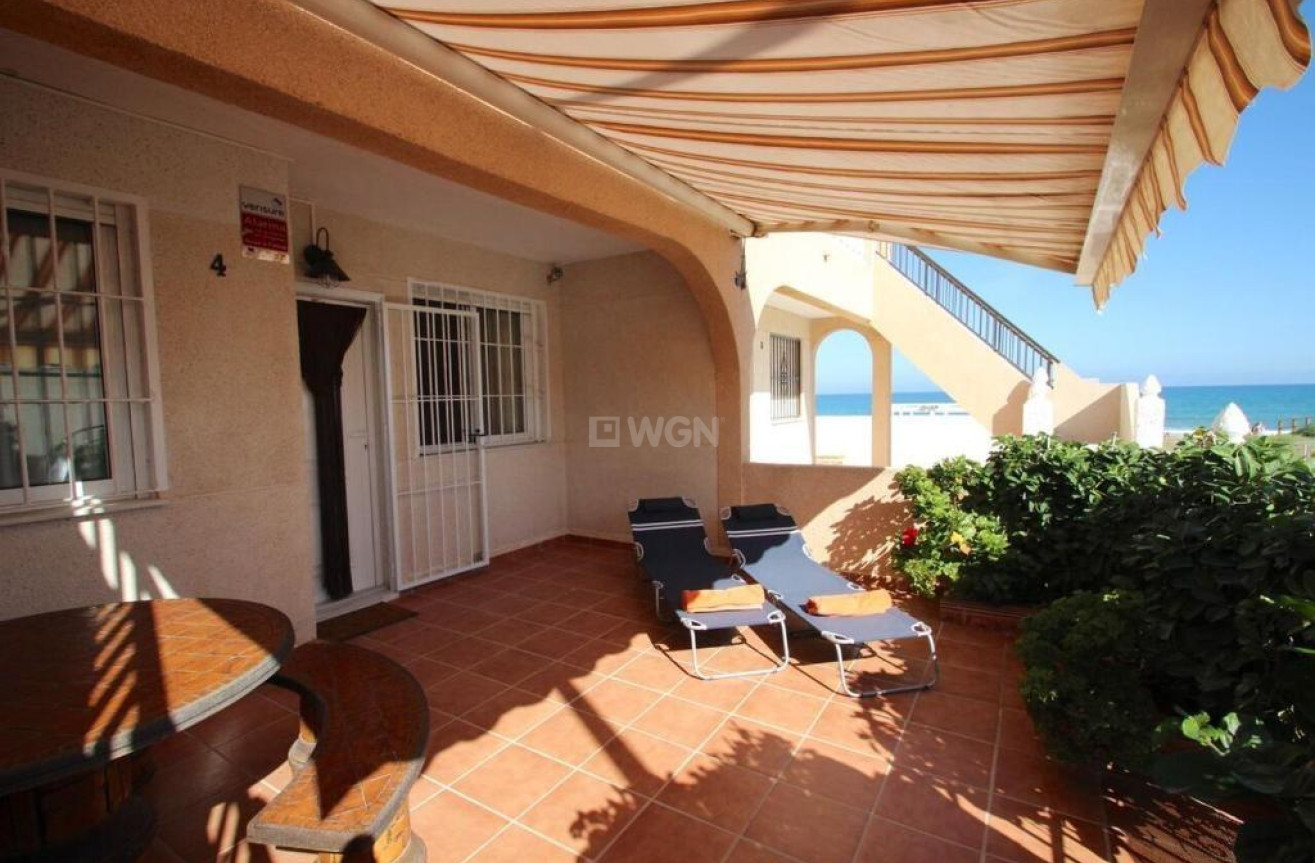 Odsprzedaż - Bungalow - Torrevieja - La Mata