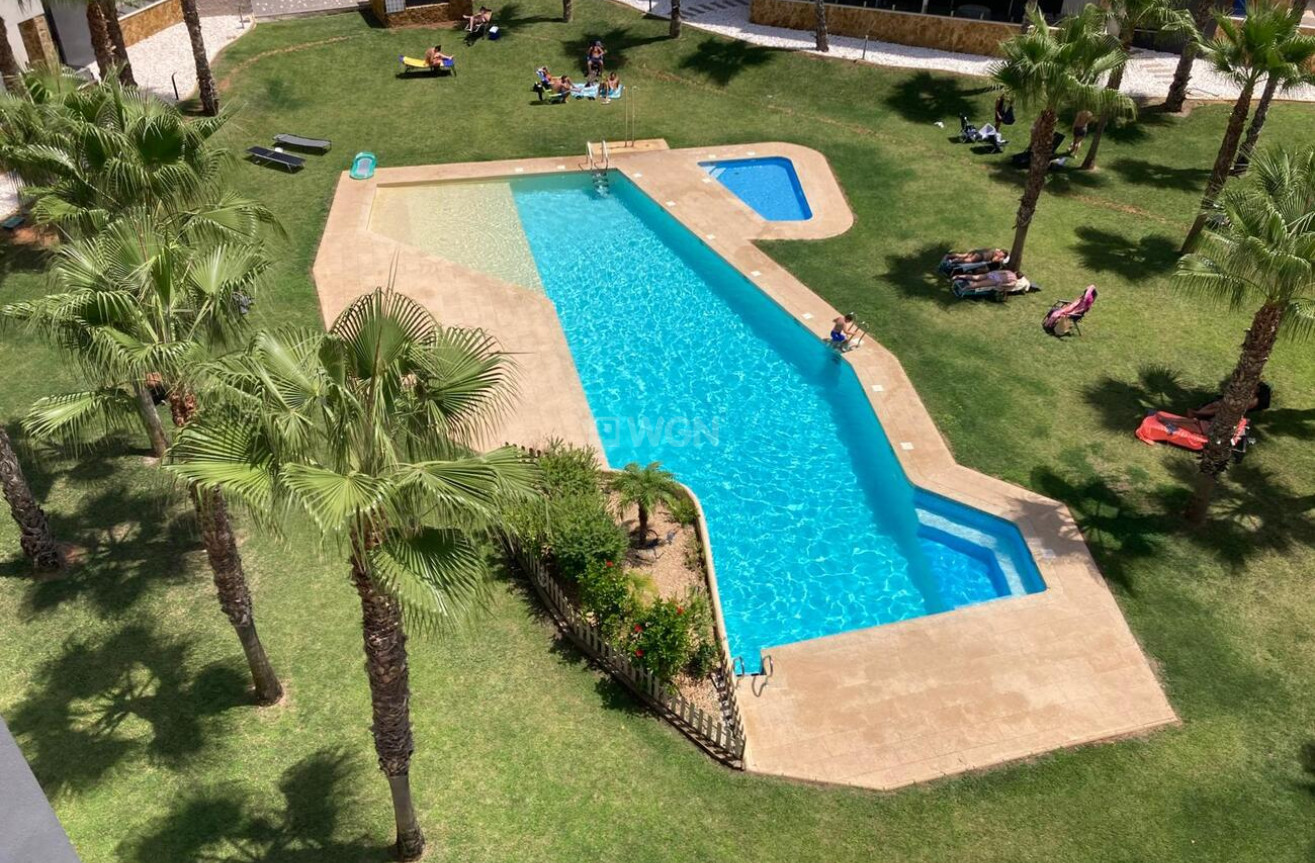 Resale - Apartment / flat - Orihuela Costa - Costa Blanca