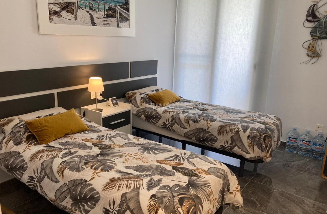 Resale - Apartment / flat - Orihuela Costa - Costa Blanca