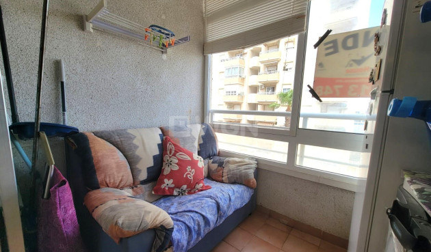Odsprzedaż - Mieszkanie w bloku - Torrevieja - Nueva Torrevieja