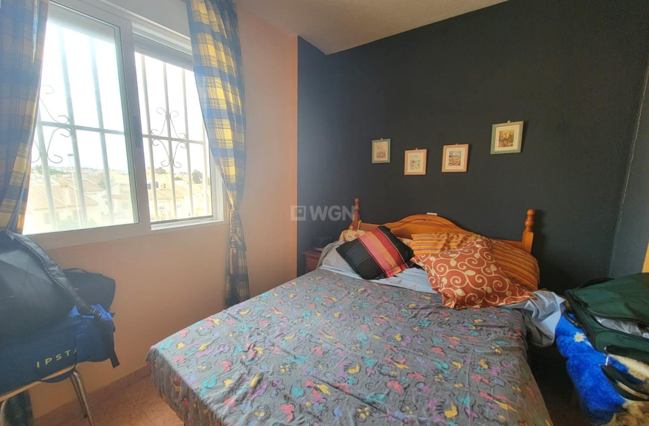 Odsprzedaż - Mieszkanie w bloku - Torrevieja - Nueva Torrevieja