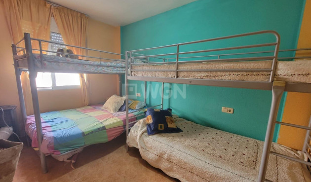 Odsprzedaż - Mieszkanie w bloku - Torrevieja - Nueva Torrevieja
