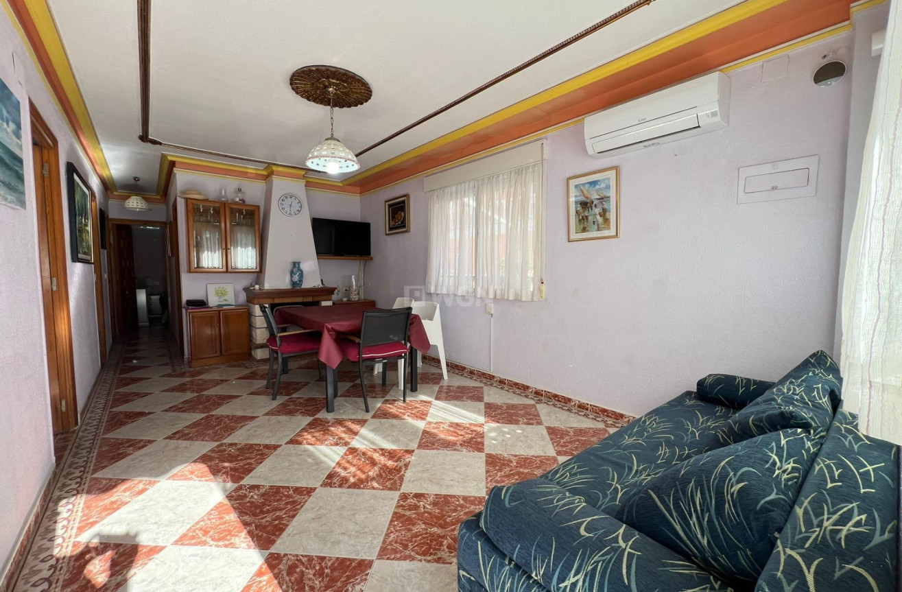 Wiederverkauf - Stadthaus - Torrevieja - La Mata