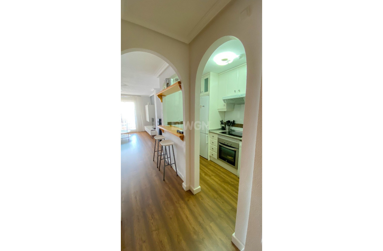 Odsprzedaż - Mieszkanie w bloku - Mil Palmeras - Costa Blanca