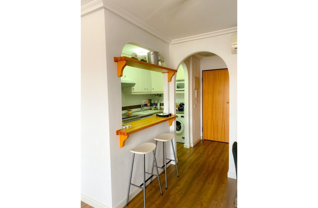 Odsprzedaż - Mieszkanie w bloku - Mil Palmeras - Costa Blanca