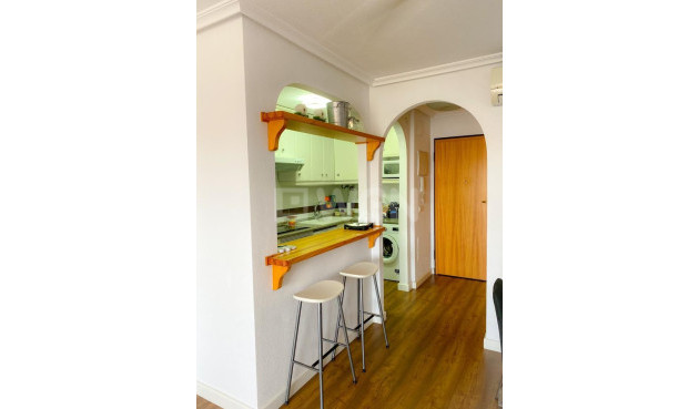 Odsprzedaż - Mieszkanie w bloku - Mil Palmeras - Costa Blanca